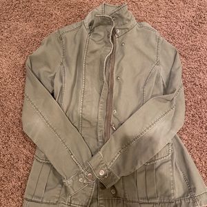 H&M green army jacket <3